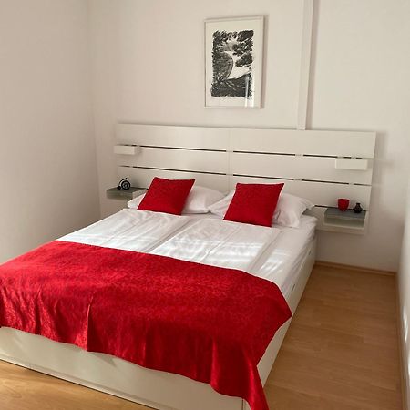 Villa Jasmin Bol Kültér fotó