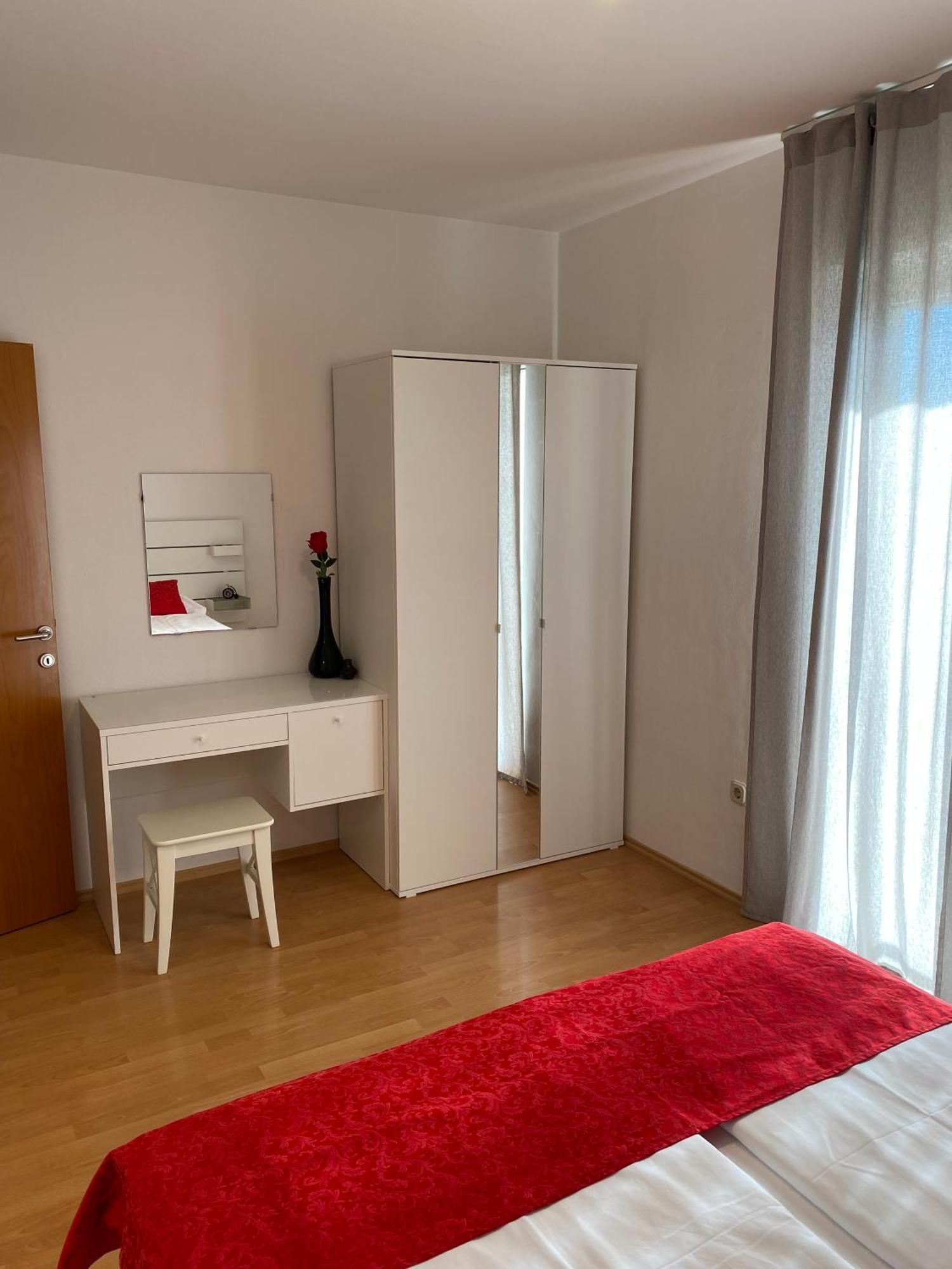 Villa Jasmin Bol Kültér fotó