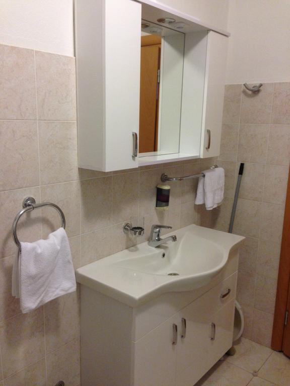 Villa Jasmin Bol Kültér fotó