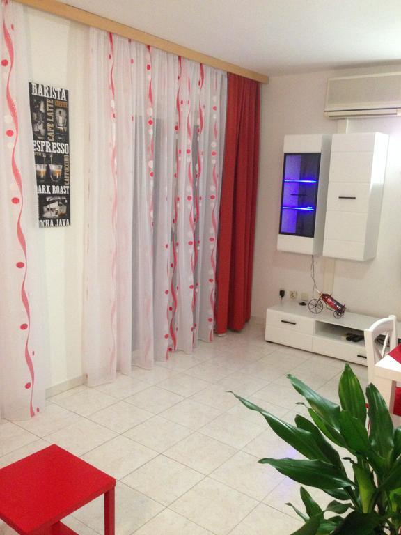 Villa Jasmin Bol Kültér fotó