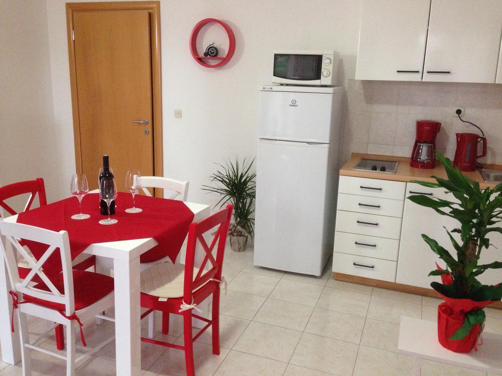 Villa Jasmin Bol Kültér fotó