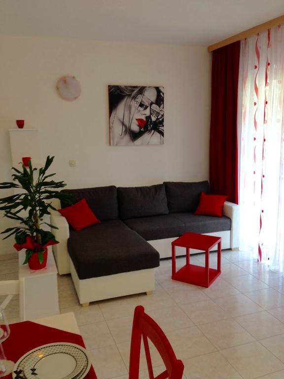 Villa Jasmin Bol Kültér fotó