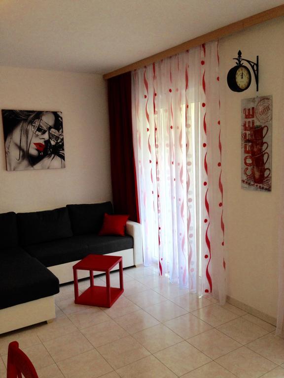 Villa Jasmin Bol Kültér fotó